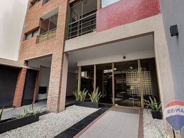 VENTA PENTHOUSE DÚPLEX 4 AMB. C/DEP + 2 GUARDACOCH