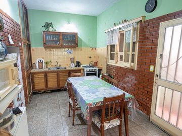 Venta PH 6 ambientes, Villa Ballester