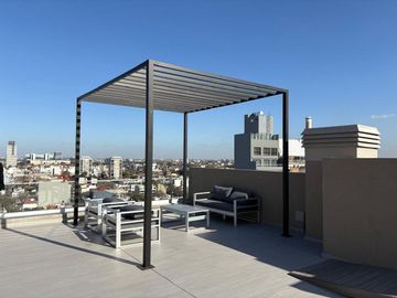 2 Ambientes con Balcón sobre Av. Cabildo Nuñez