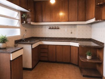 VENTA  DPTO 5 AMB BALCON  LAVAD COCHERA FLORES