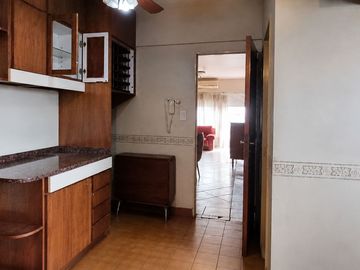 VENTA  DPTO 5 AMB BALCON  LAVAD COCHERA FLORES