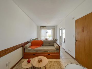 Venta departamento 1 Dormitorio, Comodín y cochera