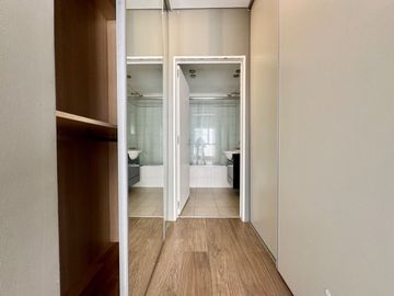 Venta 3 amb. c/cochera, balcón al frente Caballito