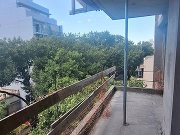 PISO DE 2 AMBIENTES BALCON ATERRAZADO A ESTRENAR