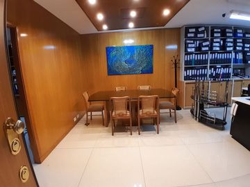 VENTA OFICINA PREMIUM TRIBUNALES  PLAZA LAVALLE