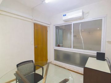 VENTA OFICINA PREMIUM TRIBUNALES  PLAZA LAVALLE