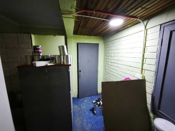 Local comercial en arriendo  en LO PRADO