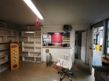Local comercial en arriendo  en LO PRADO