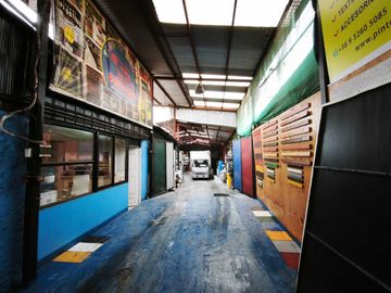 Local comercial en arriendo  en LO PRADO