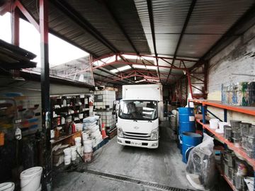 Local comercial en arriendo  en LO PRADO