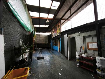 Local comercial en arriendo  en LO PRADO