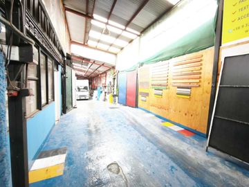 Local comercial en arriendo  en LO PRADO