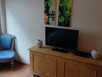 VENTA MICROCENTRO MONOAMBIENTE FRENTE PISO ALTO