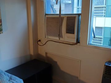 VENTA MICROCENTRO MONOAMBIENTE FRENTE PISO ALTO
