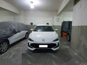 Cochera BoxFija Cubierta en Venta - 13 m² - Abasto
