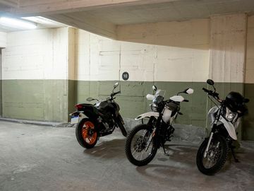 Venta Pack Cocheras Fija Cubiertas 10 m² - Abasto
