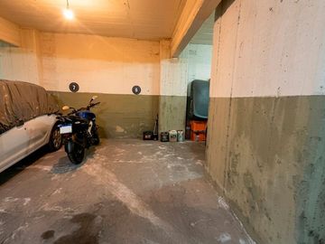 Venta Pack Cocheras Fija Cubiertas 10 m² - Abasto