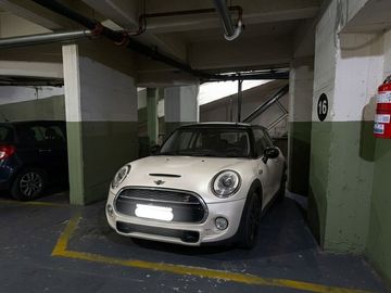 Cochera BoxFija Cubierta en Venta - 13 m² - Abasto