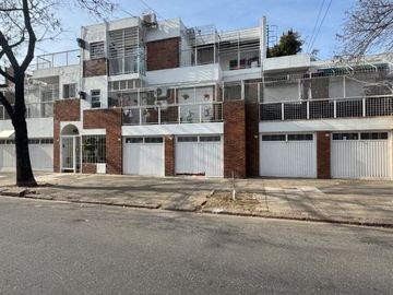 Cochera en Venta en Liniers Privada con Baño