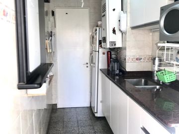 VENTA DE DEPARTAMENTO 4 AMBIENTES V URQUIZA