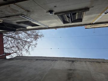 VENTA CASA MULTIFAMILIAR EN FLORES
