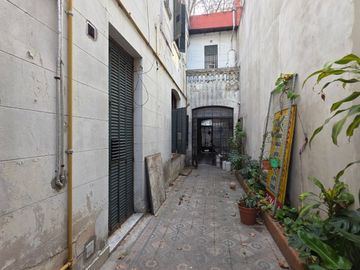 VENTA CASA MULTIFAMILIAR EN FLORES