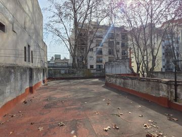 VENTA CASA MULTIFAMILIAR EN FLORES