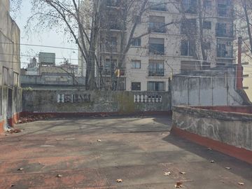 VENTA CASA MULTIFAMILIAR EN FLORES