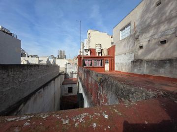 VENTA CASA MULTIFAMILIAR EN FLORES