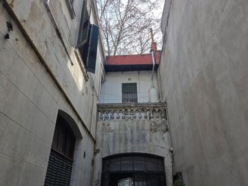 VENTA CASA MULTIFAMILIAR EN FLORES