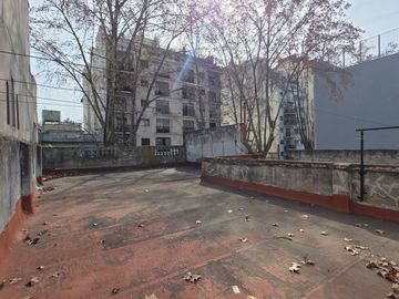 VENTA CASA MULTIFAMILIAR EN FLORES