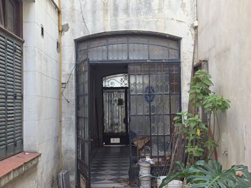 VENTA CASA MULTIFAMILIAR EN FLORES