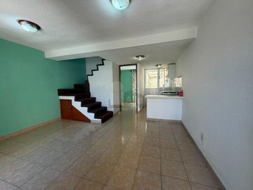 Casa en Renta en Sauces I, Toluca.