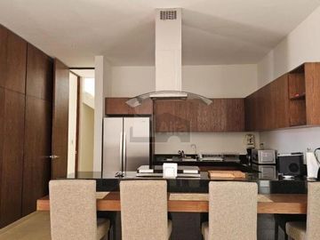Casa en Renta en privada, Cholul, Mérida, Yucatán.