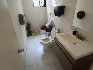 Oficina en Renta en Cumbres 2do Sector Monterrey Nuevo Leon