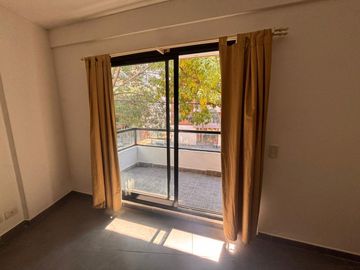 VENTA MONOAMBIENTE CABALLITO BALCON APTO PROF