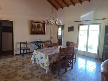 CASA QUINTA EN LOMA VERDE AMPLIO TERRENO