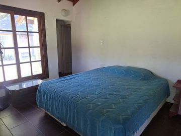 CASA QUINTA EN LOMA VERDE AMPLIO TERRENO