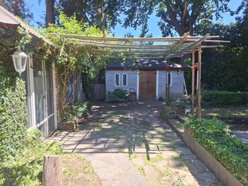 CASA QUINTA EN LOMA VERDE AMPLIO TERRENO