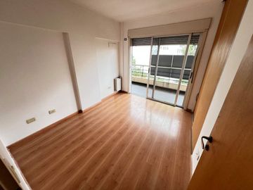 VENTA DEPARTAMENTO 3 AMB EN CABALLITO C/ BALCON