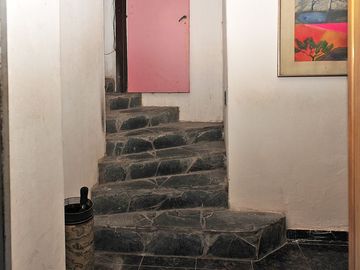 CASA 4 amb en VENTA en FLORES y terraza + ESTUDIO