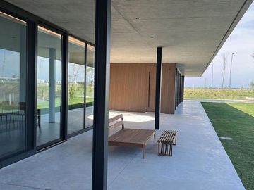 VENTA LOTE EN  B° RIBERAS - ESCOBAR