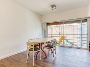 VENTA DEPTO 3 AMB BELGRANO COCHERA TERRAZA- BALCÓN