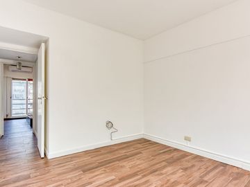 VENTA DEPTO 3 AMB BELGRANO COCHERA TERRAZA- BALCÓN