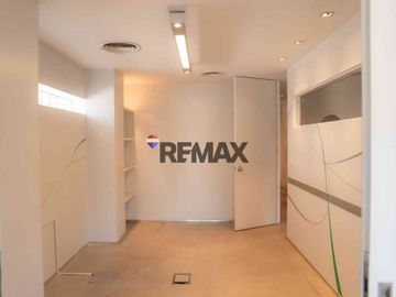 VENTA OFICINA CENTRO AP CREDITO APTO PROFESIONAL