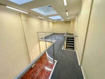 Venta oficina, edificio estilo Francés MICROCENTRO