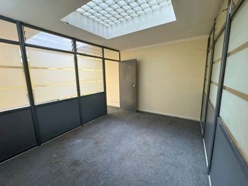 Venta oficina, edificio estilo Francés MICROCENTRO