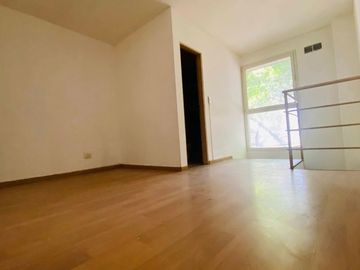 Venta departamento 1 Dormitorio con balcón UNR