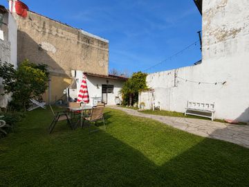 CHALET 4 AMB C/JARDÍN, PARRILLA, GARAJE Y LAVADERO