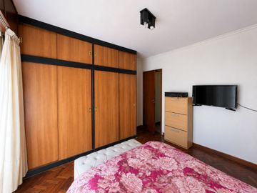 CHALET 4 AMB C/JARDÍN, PARRILLA, GARAJE Y LAVADERO